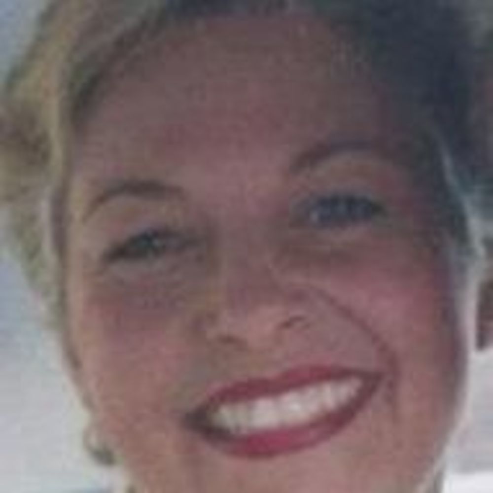 Meet your Posher, Denise